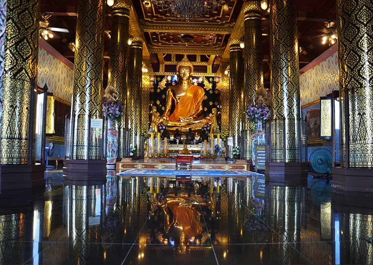 Wat Phra Sri Rattana Mahatat templet i Ayutthaya